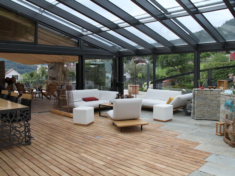Wintergarten von Wahl Glas- und Metallbau AG